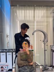 -PE SALON