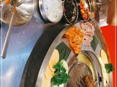 -哈哈碳都·牛肋条无限自助烤肉(台江万达店)