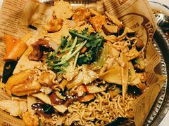 -红渡小香·牛肉麻辣香锅(车站南路店)