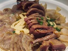 -湖庭壹品鸭王·传统北京烤鸭·别墅私房菜·庭院宵夜(江宁店)