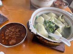辣肉浇头-吴淞老街砂锅馄饨(北兴路店)