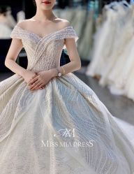 -MISS MIA 婚纱品牌馆