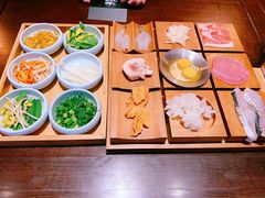 -银米·云南传统过桥米线(双廊黑金冠店)