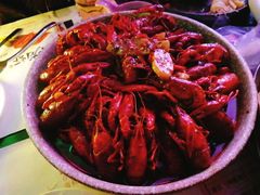 麻辣小龙虾-樱花里音乐餐吧·牛扒椰子鸡(东圃店)