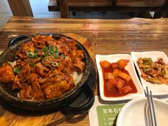 -百年石锅饭·朝鲜族传统民餐