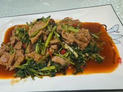 小炒黄牛肉-呼吸森林·生态农庄农家乐私房菜