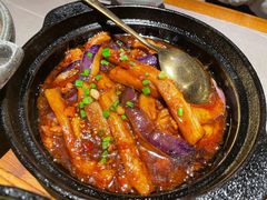 大澳咸鱼肉碎茄子煲-得意啫·广东啫啫煲(前海HOP店)