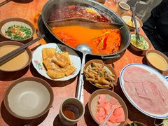 -周小明火锅(黑金冠社区店)