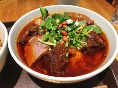 不一样牛肉面-车沾巷·重庆老味豌杂面