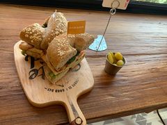 -Catch Bagel(芳草地店)