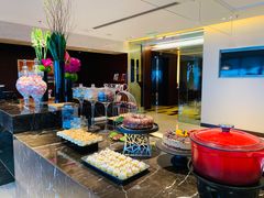 -上海龙之梦万丽酒店