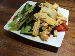 -农夫大盘鸡(经八路总店)