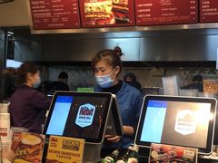 -The Habit Burger Grill 哈比特汉堡(爱琴海店)