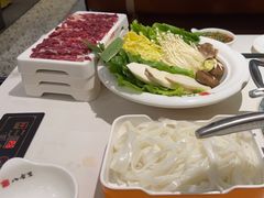 -八合里潮汕鲜牛肉火锅(上海汇智广场店)