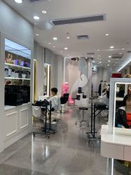 -Kraemer Paris  苏豪路易士·嘉玛发廊