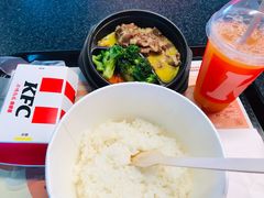 金汤肥牛饭-肯德基(虹桥机场T2北指廊精选外卖点店)