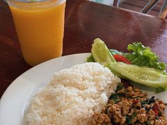 -Dang restaurant (patong phuket)