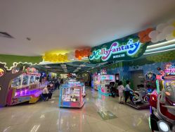 -莫莉幻想儿童乐园(深圳南山欢乐颂店)
