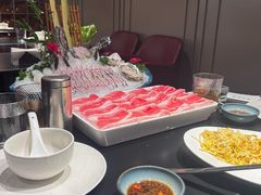 -鲜入唯煮·港式海鲜牛肉火锅(金宝街店)