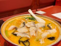 -德林酸菜鱼火锅(南丹店)