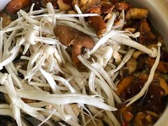 -东巴谷野生菌火锅餐厅