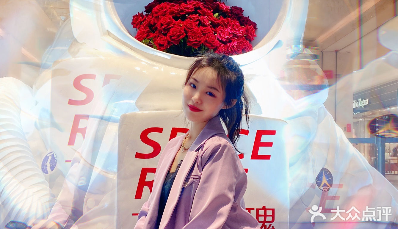 五一商超打卡贵和中国航天展