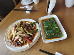 -隔壁老王·家常云南菜(花巷店)