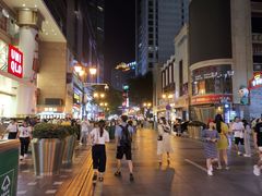 -八一路好吃街(雨田商务大厦店)