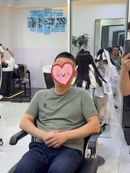 -V7 HAIR SALON