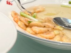 -宝界普菲特湖畔酒店