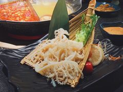 -湊湊火锅·茶憩(打浦桥日月光店)