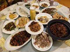 -侬佳蒸菜馆(听潮店)