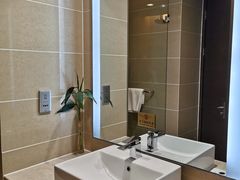 -东方帝景假日酒店