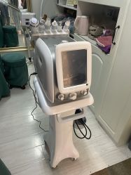 -茜茜美妍堂·华熙生物·甜朵体验中心