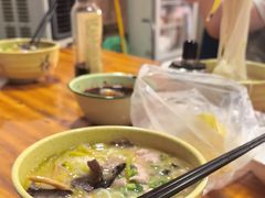 -老字号巴山酸菜米线(巴渝佳梦小区店)