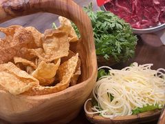 -热火朝天鲜切牛肉火锅(南强街巷店)