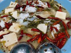 姚姚酸菜鱼（中份）-姚姚酸菜鱼·金戈戈香港豉油鸡(喜荟城联名店)