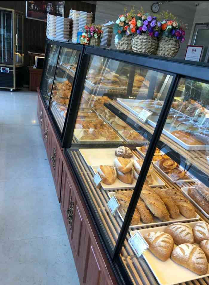 北京1983面包坊(崇文门店)-"早就想试试马克西姆看着物美价廉的面包了