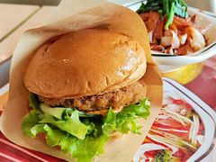 安格斯牛肉芝士堡-魏家凉皮(祈年大厦店)