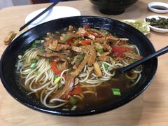 青椒干子肉丝面-瞻老元面馆(双塘路店)