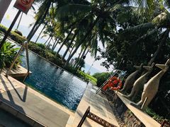 -亚龙湾喜来登·美景台大堂吧