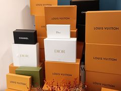 -聚云奢二手奢侈品黄金手表包包回收·中古店(上海店)