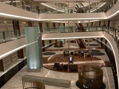 -上海滴水湖皇冠假日酒店