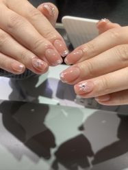 -丽心自助美甲美睫