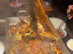 -鸣记脆皮烤鱼·海鲜烤鱼(亿合城店)
