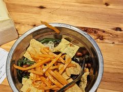 -柳州肥姨妈大骨螺蛳粉(老闵行店)