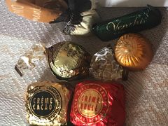 -VENCHI 闻绮(北京国贸商城店)