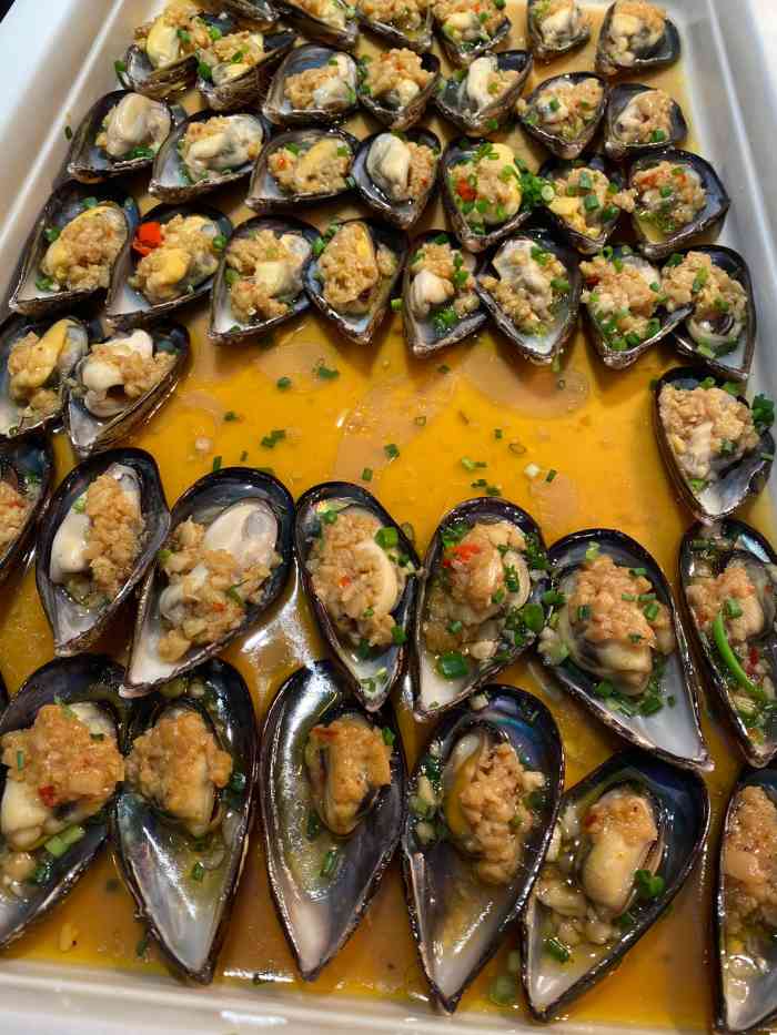 曼哈顿精选海鲜(虹口龙之梦店)-"小集美们的约会,选了折中的虹口