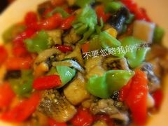 小米辣炒罗非鱼-乡村小榭饭店