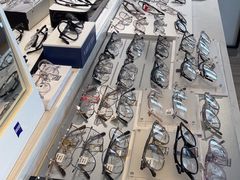 -瑞司视光眼镜·蔡司战略合作眼镜店(新街口店)